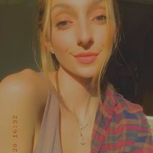 Meet your Posher, Nina